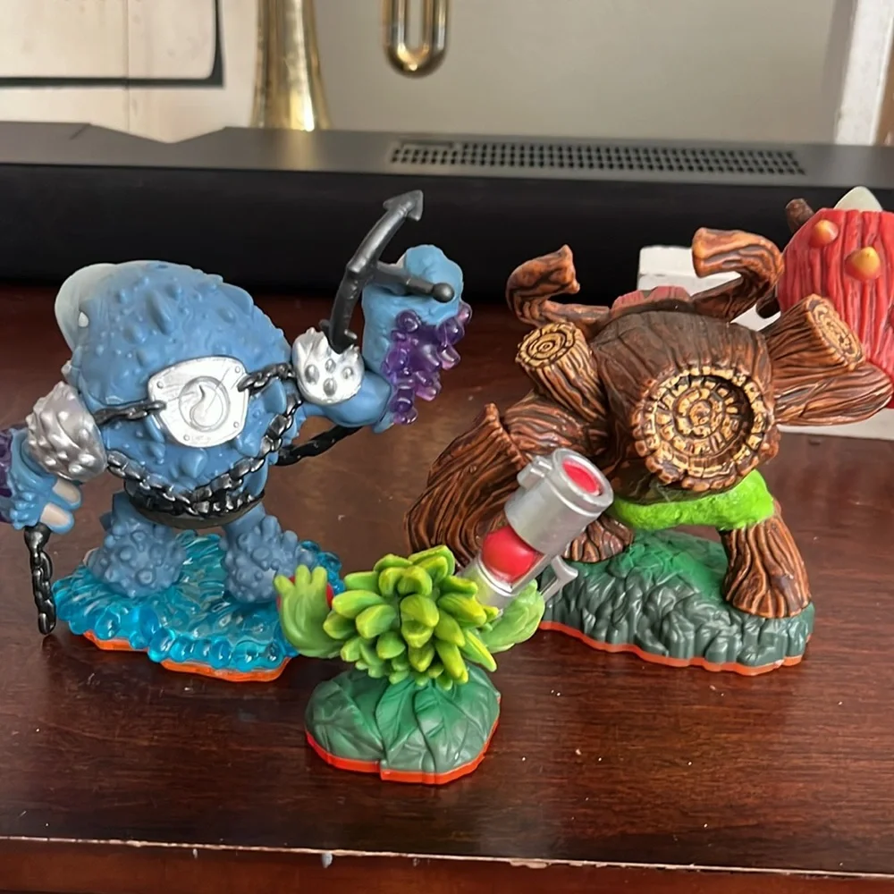 Skylanders Giants Bundle X3 Thumpback,  Tree Rex, Food Fight  Activision Figures
